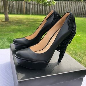 Report Signature “Targee” brand new in box size 9